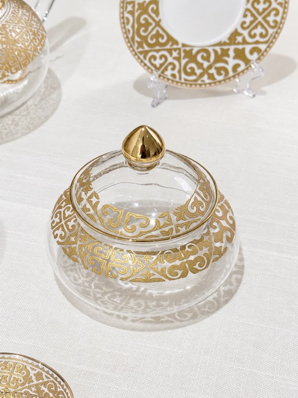Service à Thé en Verre & Porcelaine – Motifs Arabesques & Dorures Andalouses 3