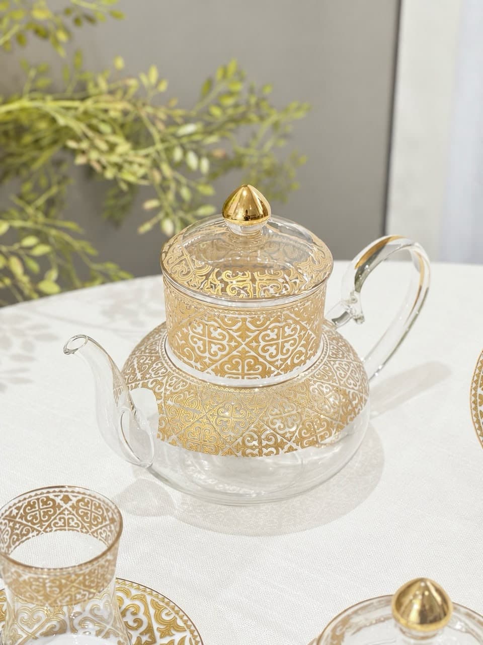 Service à Thé en Verre & Porcelaine – Motifs Arabesques & Dorures Andalouses 2