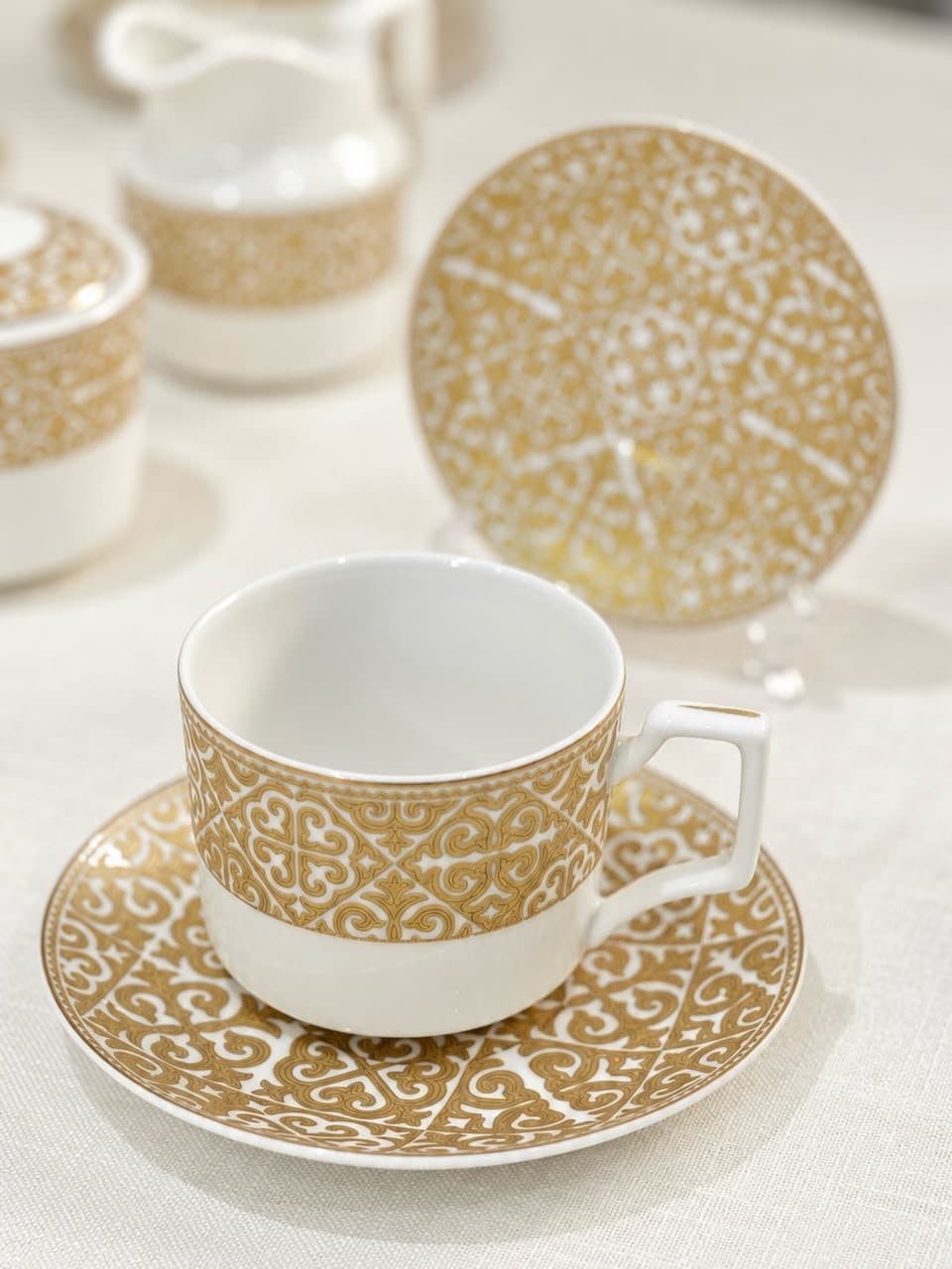 Service à Café au Lait 29 Pièces en Porcelaine – Motifs Arabesques & Dorures Andalouses 2